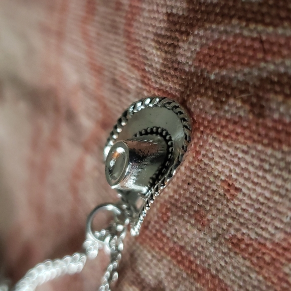 Cowgirl Necklace. Western Pistol Cowgirl Boots Cowgirl Hat Vaquero Vaquera Horse - Picture 6 of 17